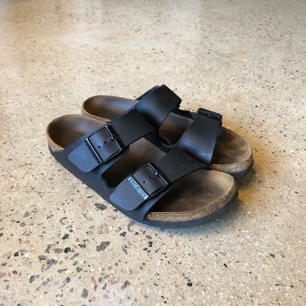 Birkenstock Arizona in Oiled Black Leather